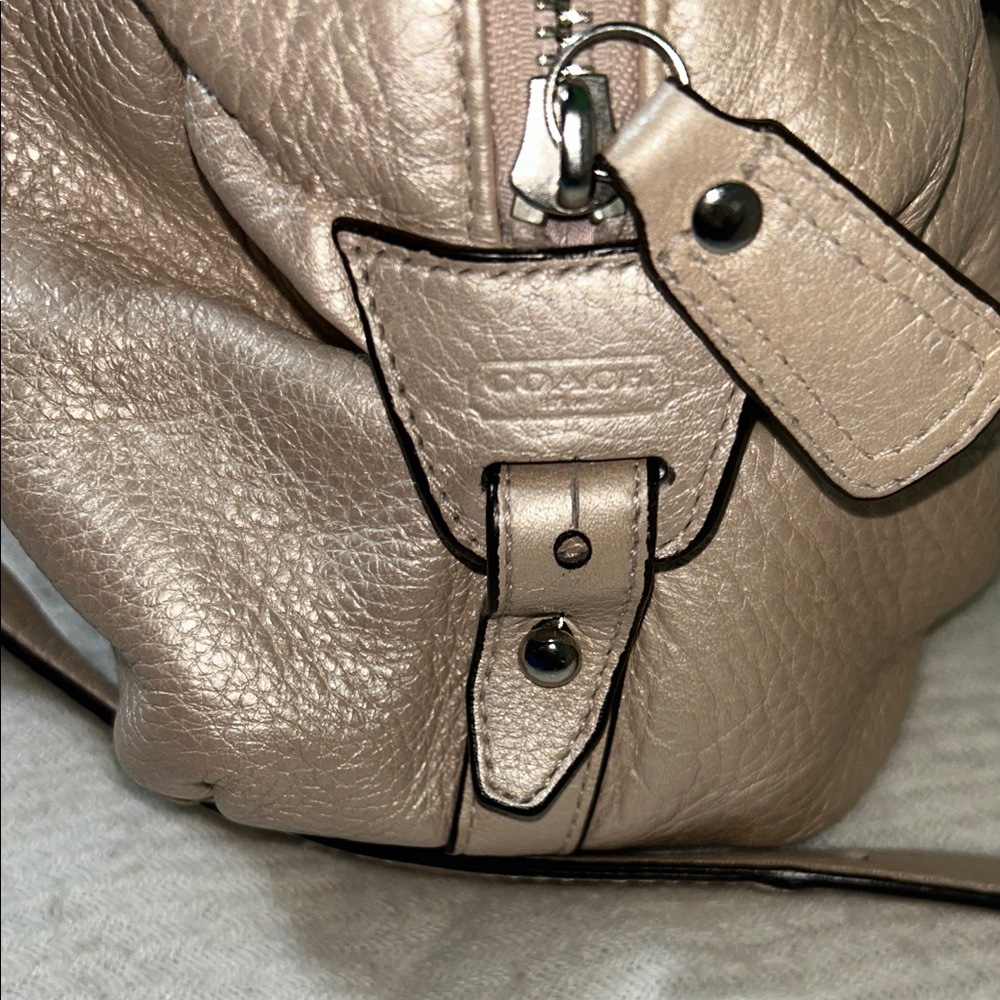 Coach Metallic golden rose Satchel - Picture 5 of 11